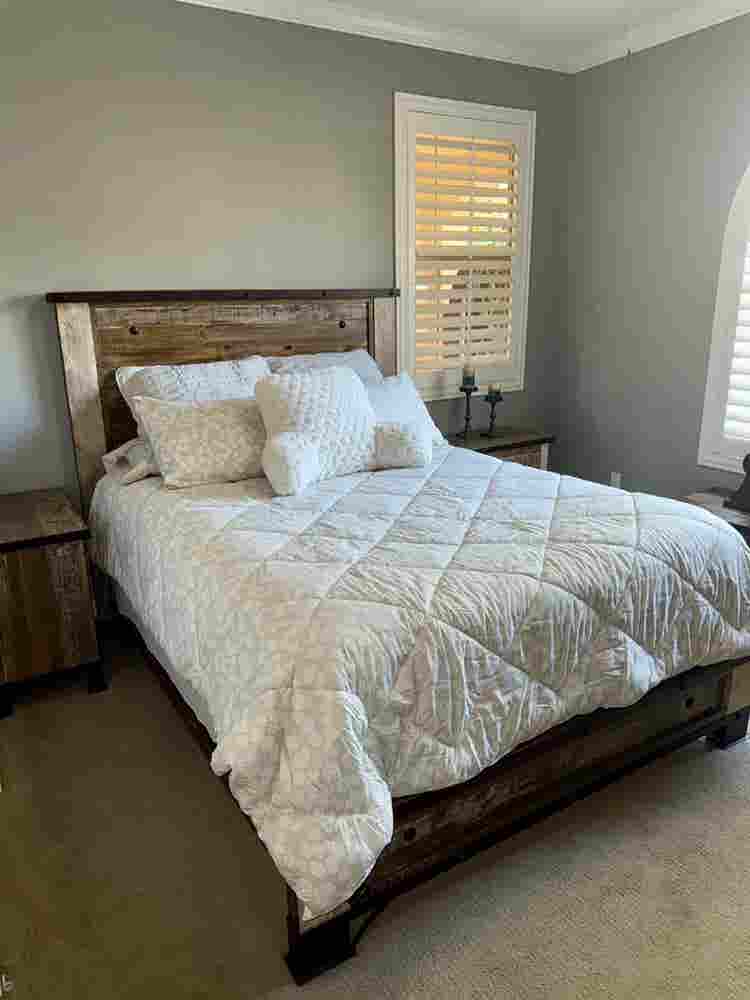 Room/bathrm for rent beautiful home