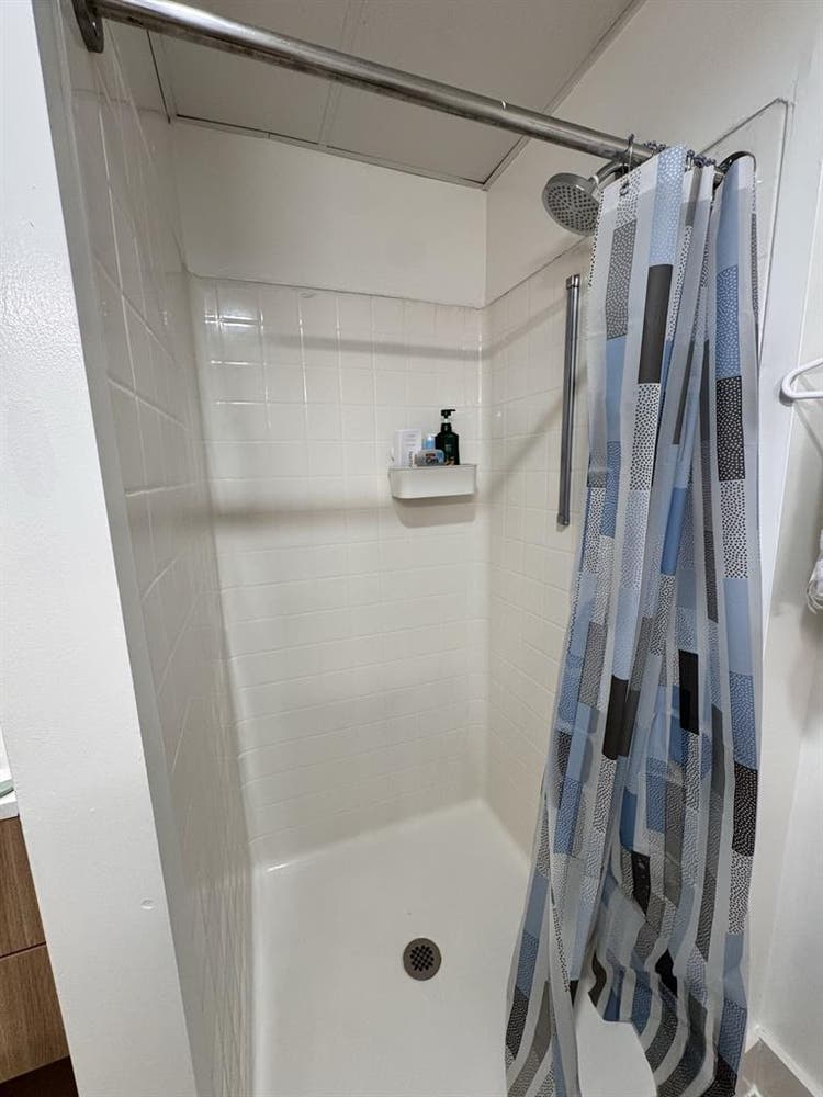 Sublease-University Centre(Newark)