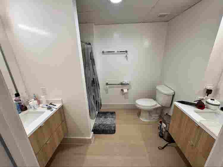 Sublease-University Centre(Newark)