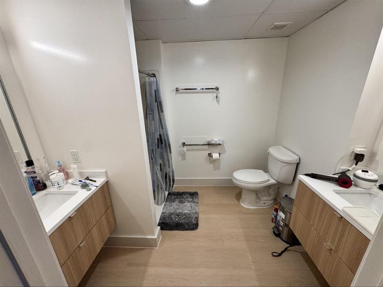 Sublease-University Centre(Newark)