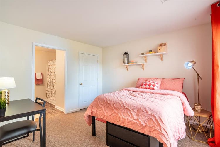 Latitude49 Sublease – Move ASAP