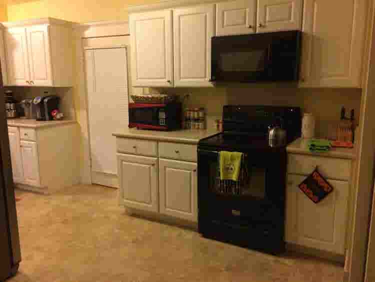Spare bedroom available Octoberr