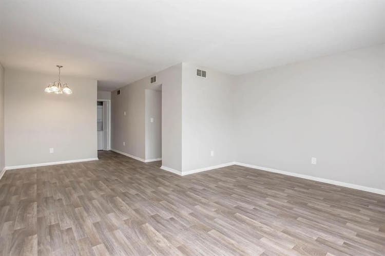 Room for rent with private bathroom