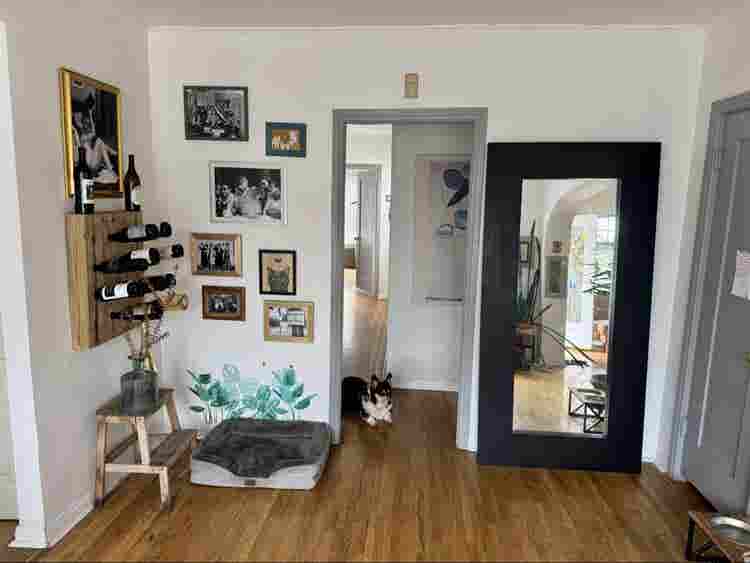Room for rent in Venice home!