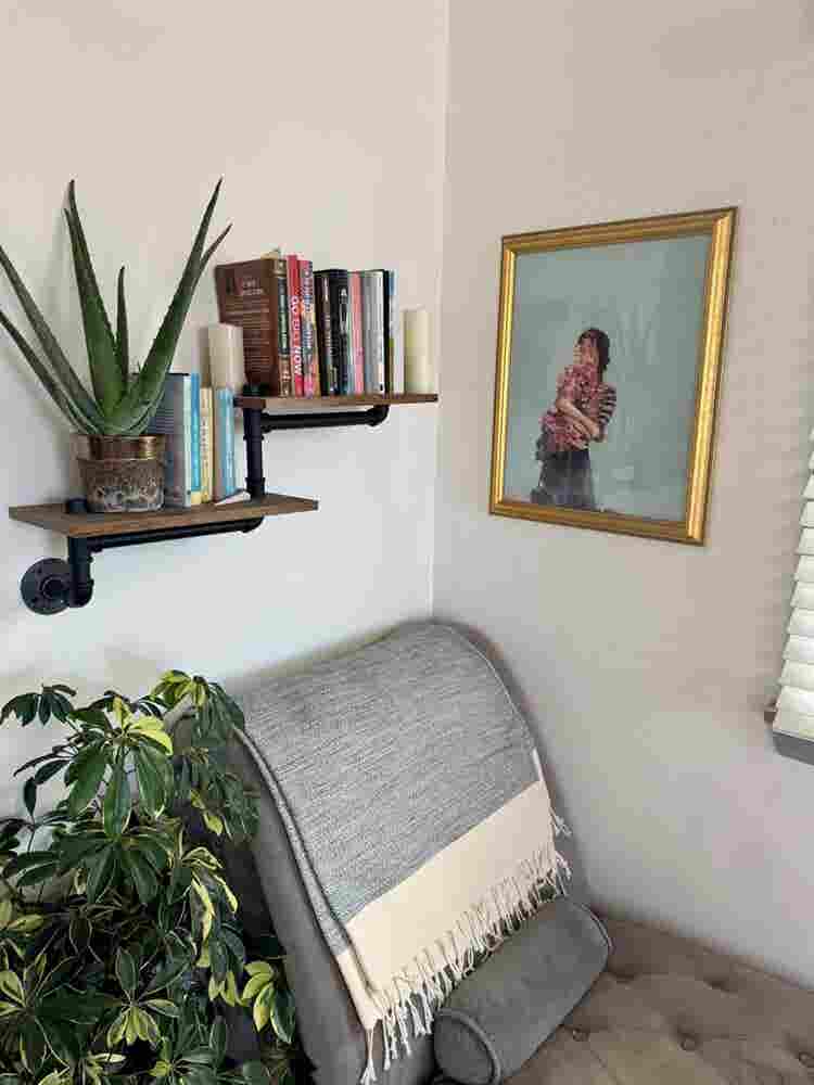 Room for rent in Venice home!