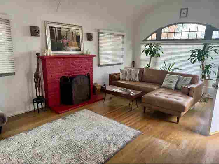 Room for rent in Venice home!