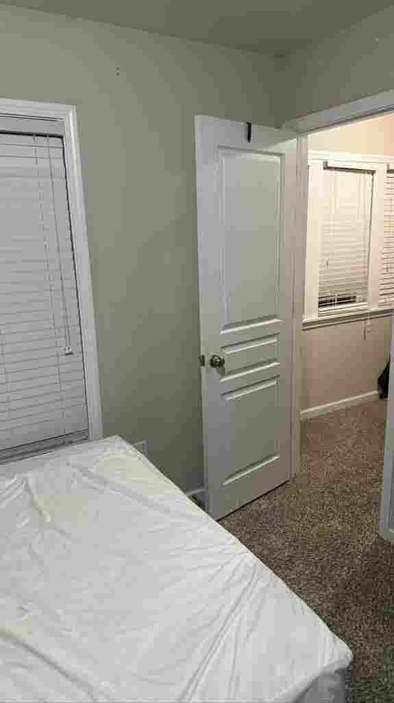 Room for rent with private bathroom