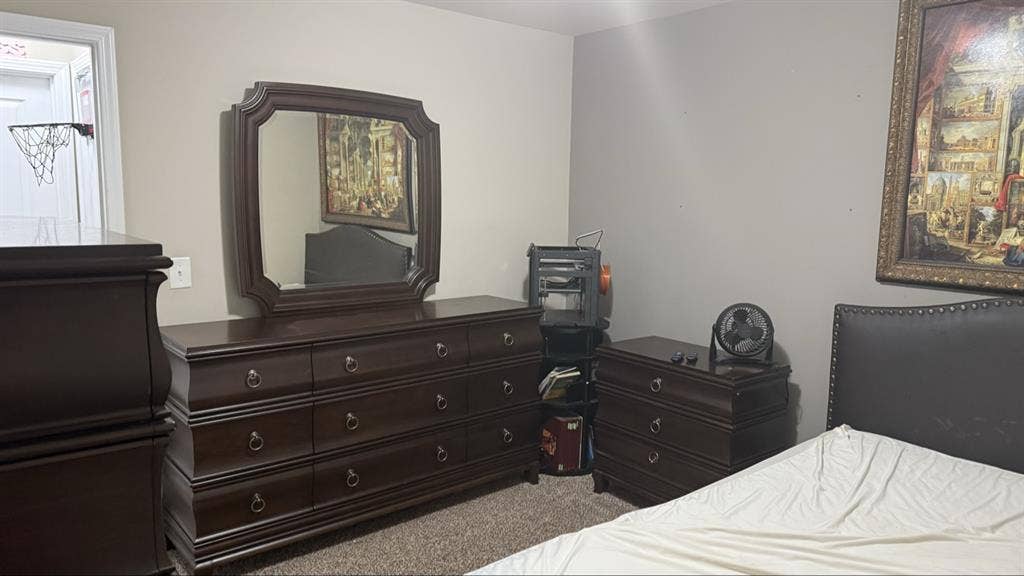 Room for rent with private bathroom