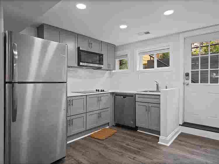 4 BR in WASHINGTON