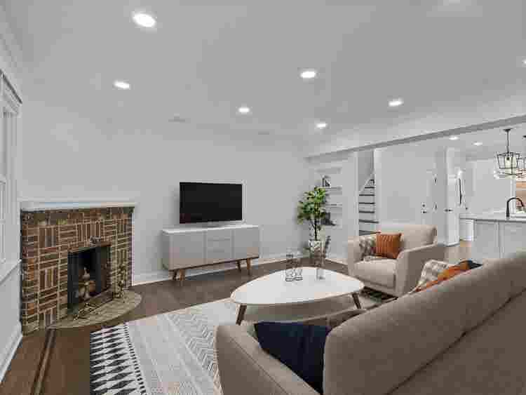 4 BR in WASHINGTON