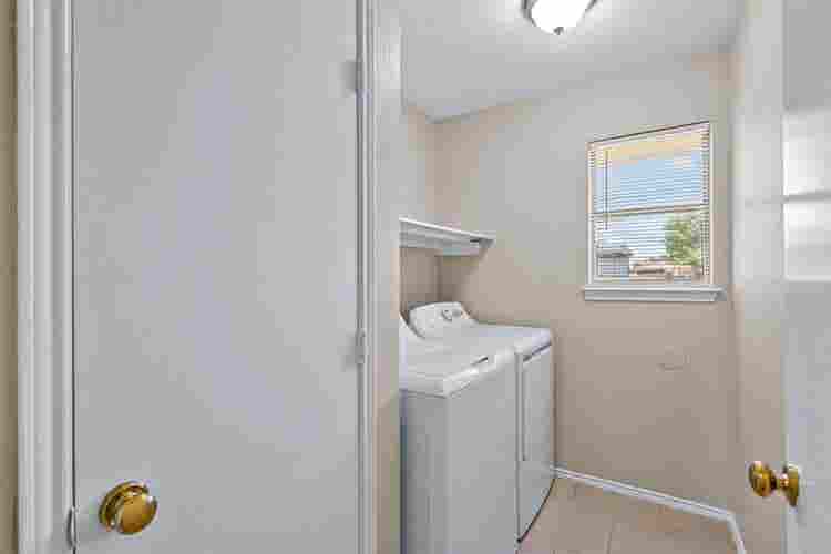 1 BR in Fort Worth