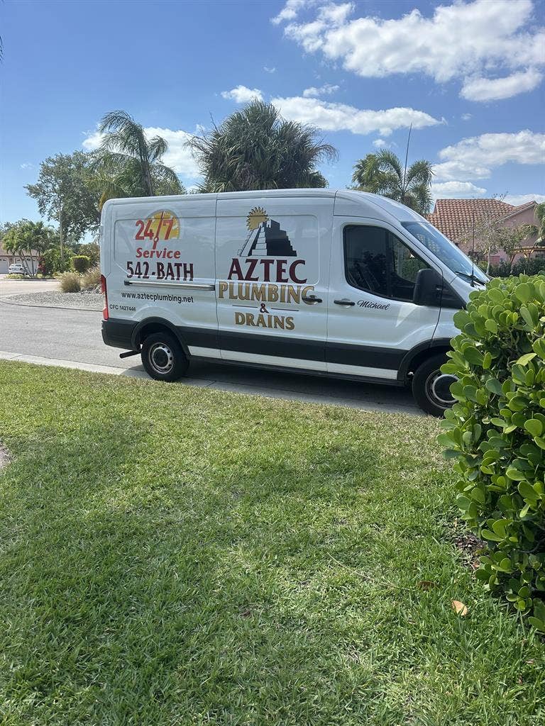 ROOM FOR RENT IN A BEAUTIFUL HOME