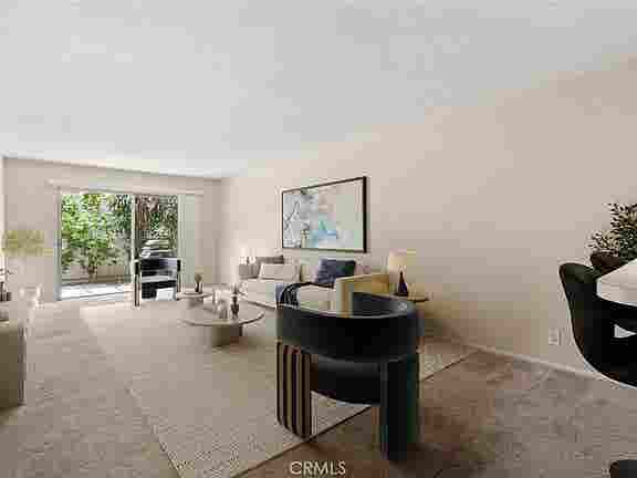Charming single level bath