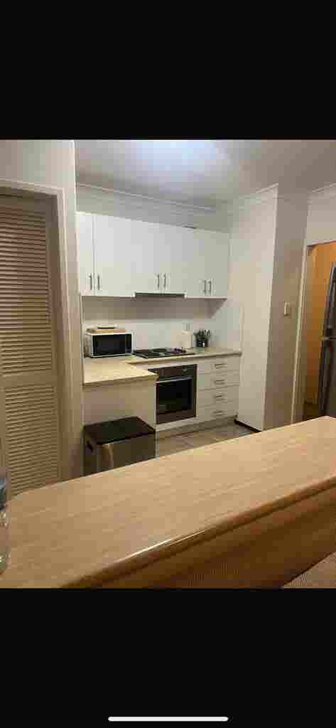Room available in randwick !