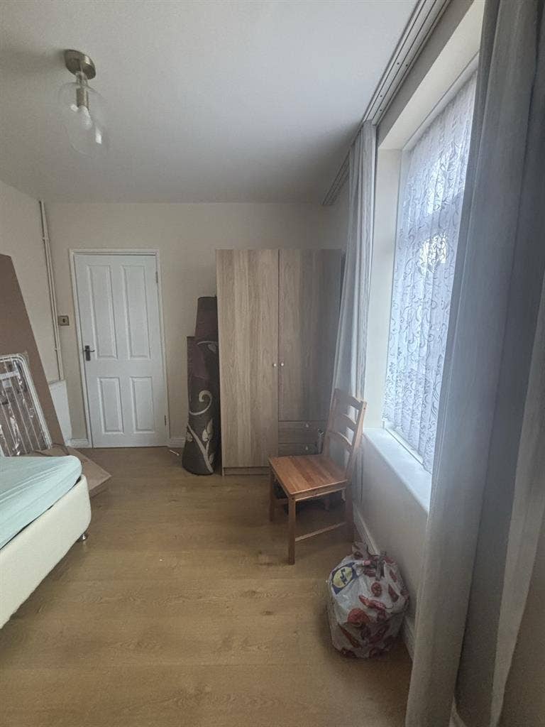 Double room for rent