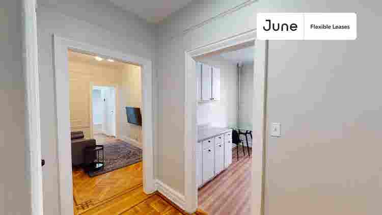 2 BR in New York City