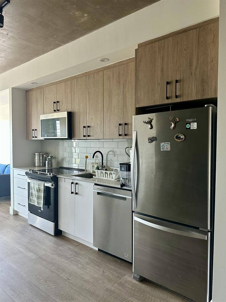 Unit near Cheo & Ottawa hospital