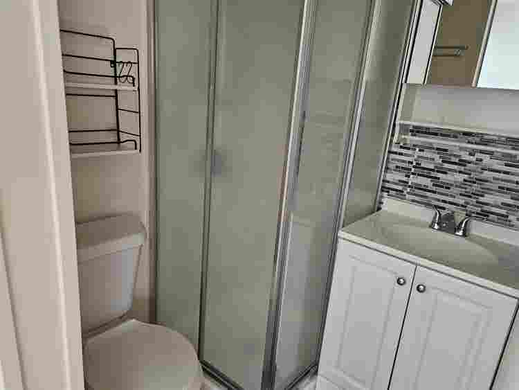 independent studio furnished