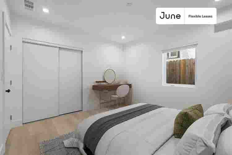 3 BR in Los Angeles