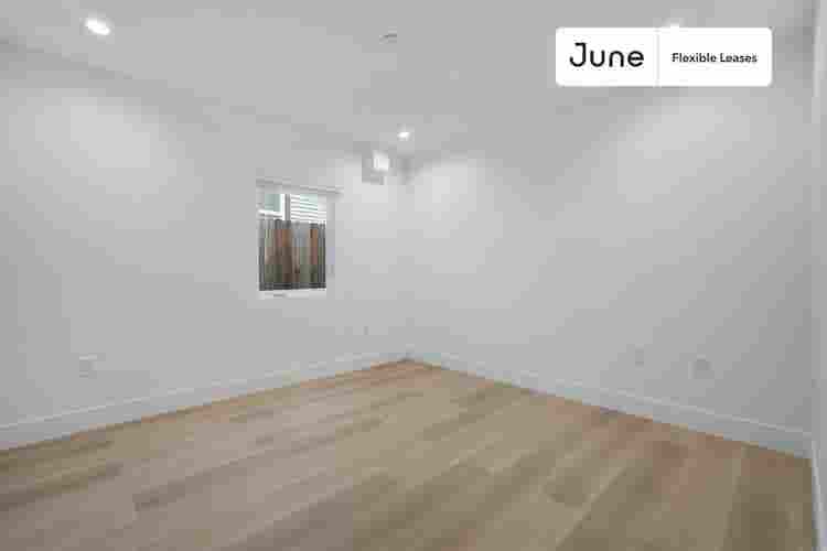 3 BR in Los Angeles