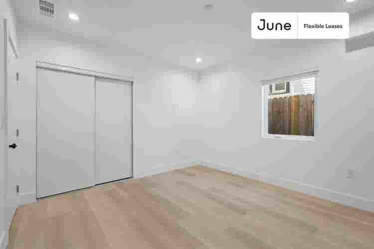 3 BR in Los Angeles