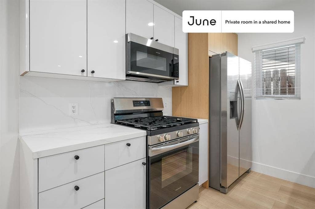 3 BR in Los Angeles