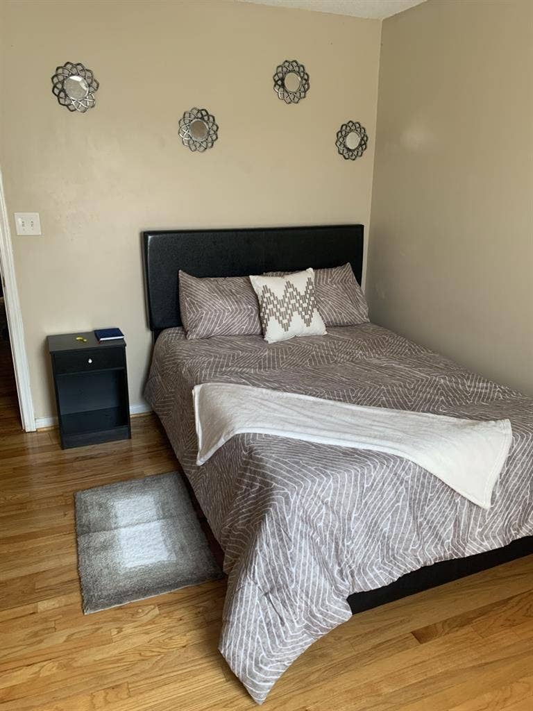 Fully Furnished-Many Amenities
