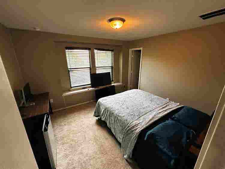 Rooms for rent