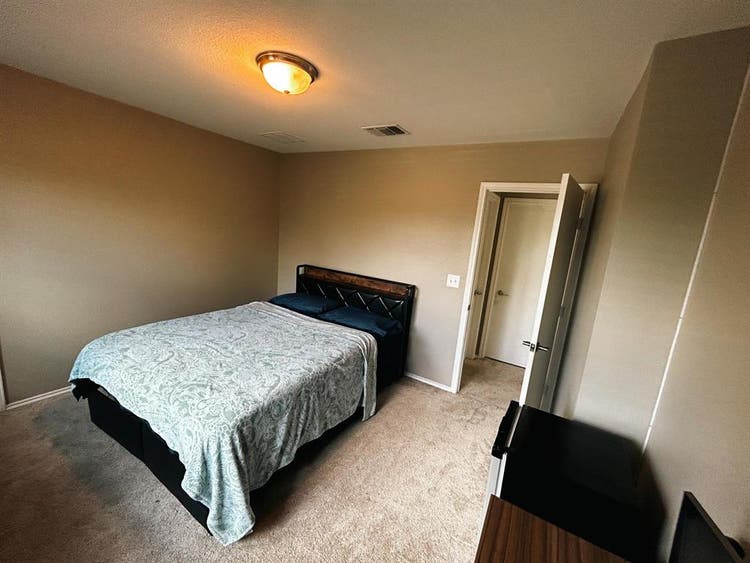 Rooms for rent