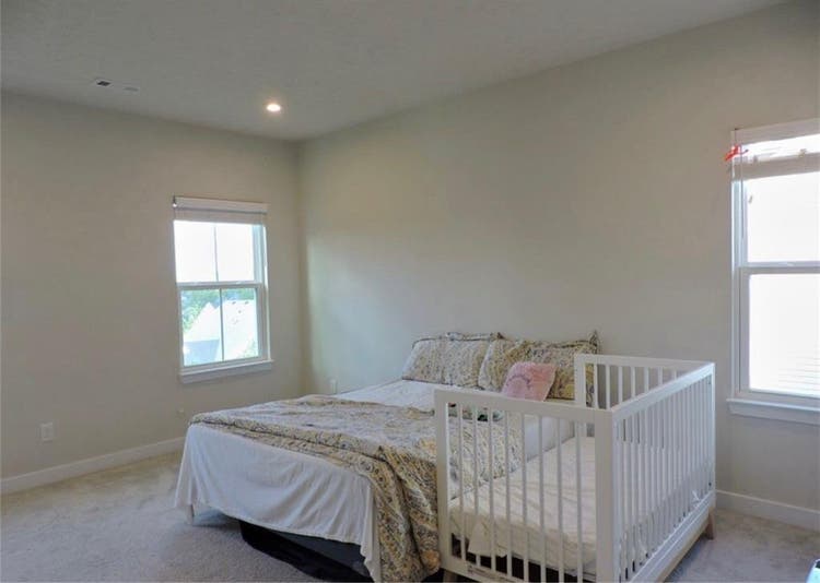 Townhouse-Avon