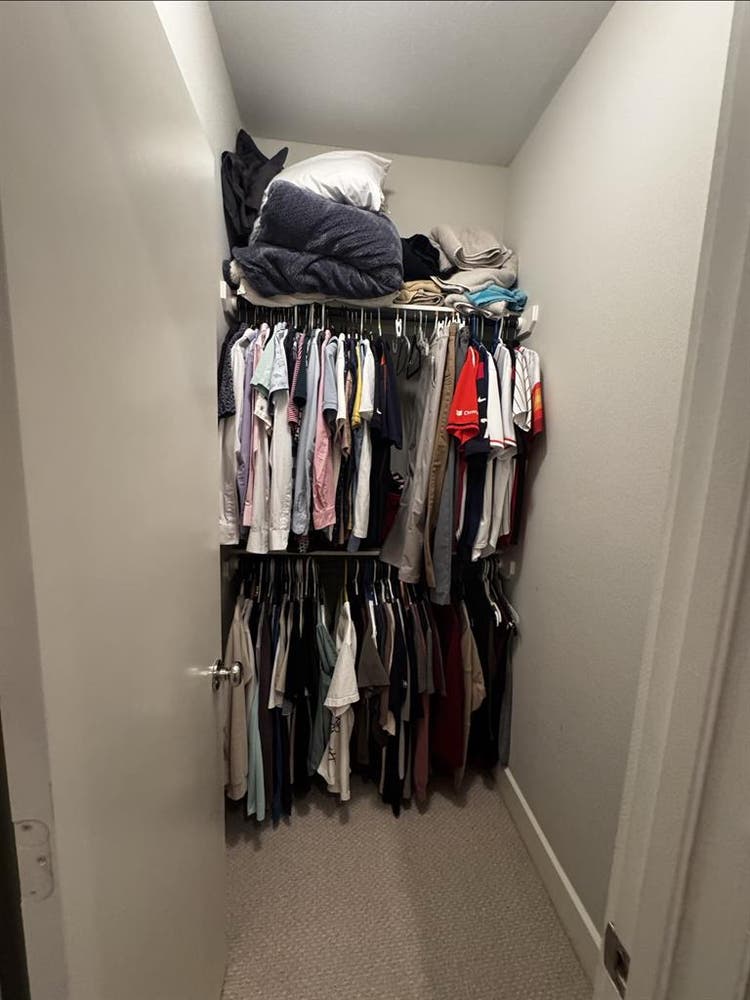Private Bedroom (UH MAIN CAMPUS)