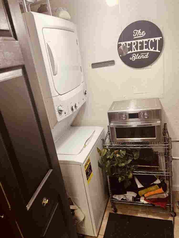 Room for rent Sterling Heights mi