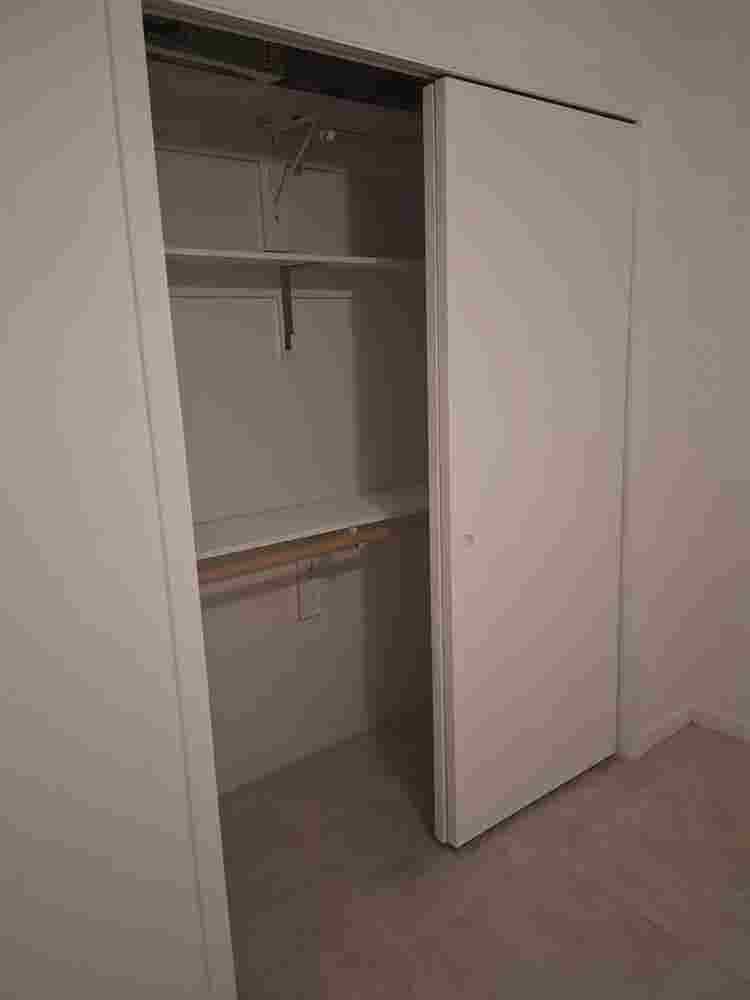 Unfurnished Room for Rent