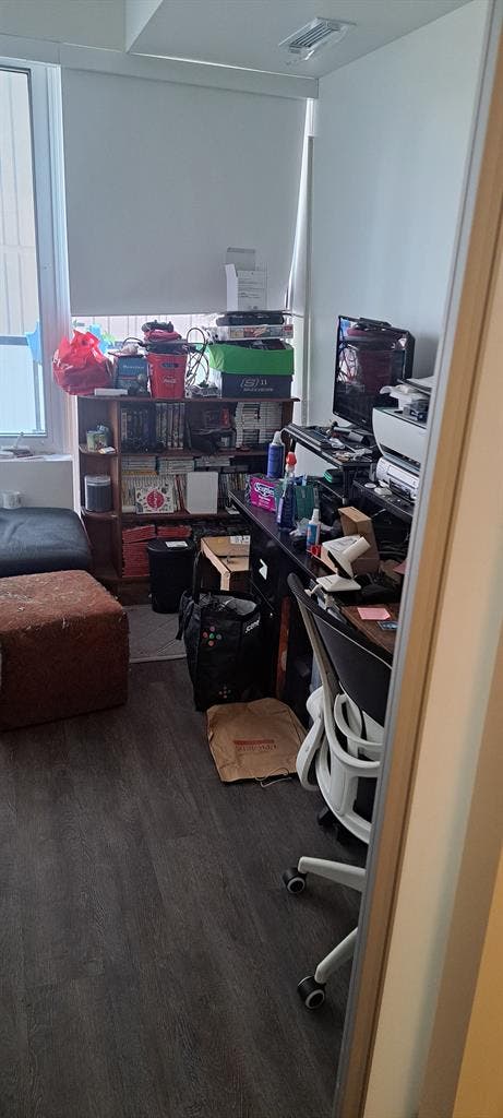 Downtown Condo Lease Takeover