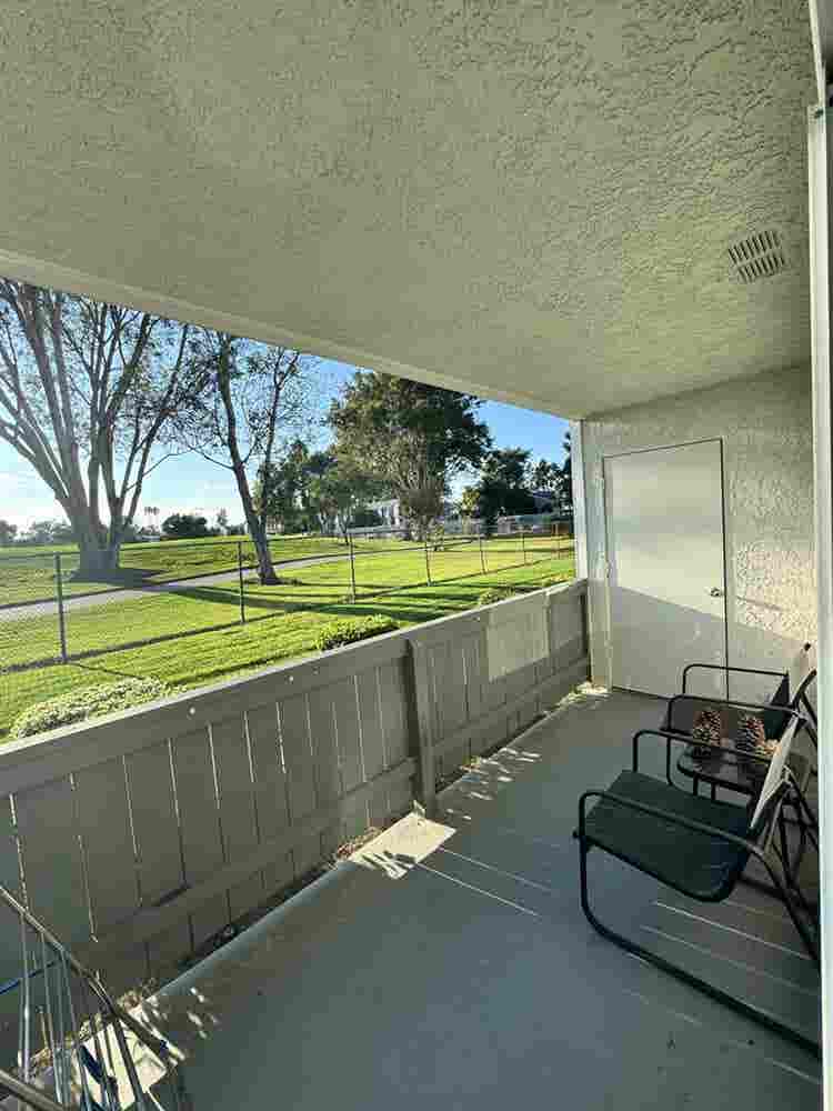 Private Bedroom in Costa Mesa
