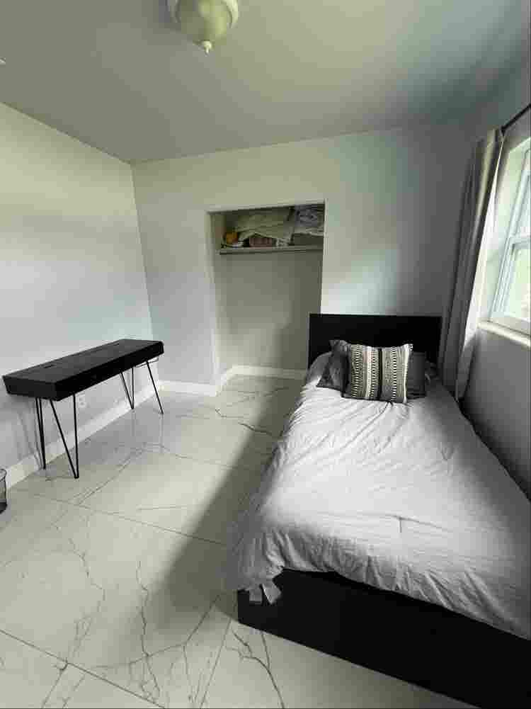 Rooms for rent