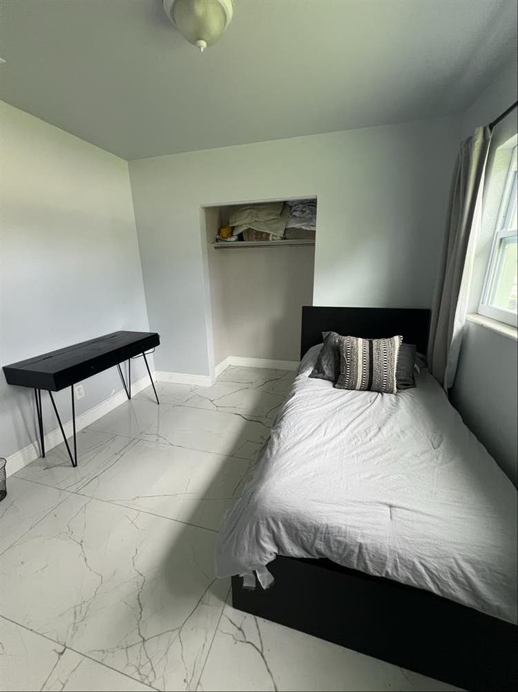 Rooms for rent