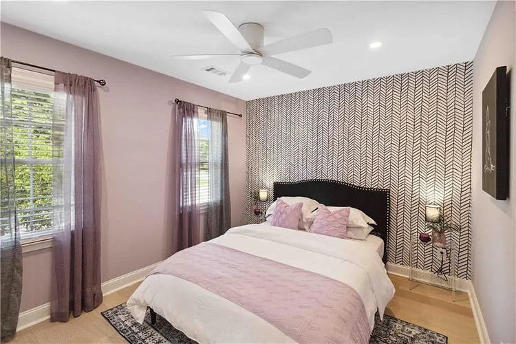 7 BR in Duluth