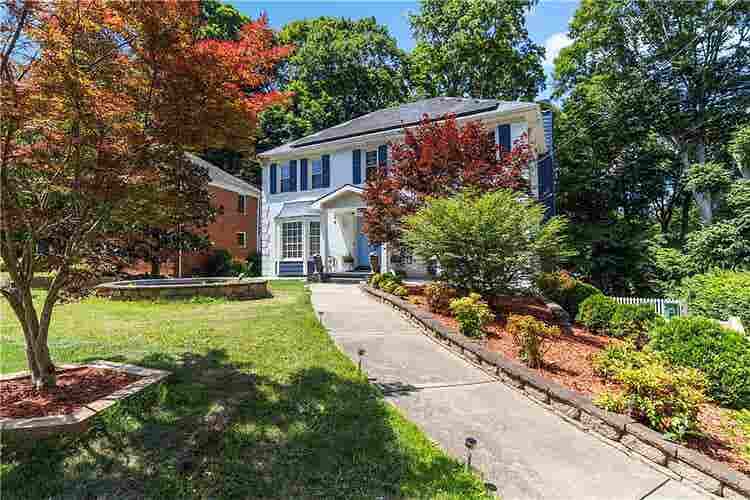 7 BR in Duluth
