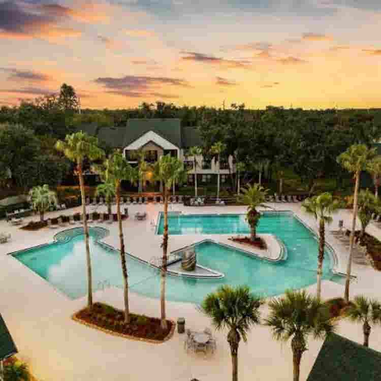 Urgent sublease FOREST LAKE