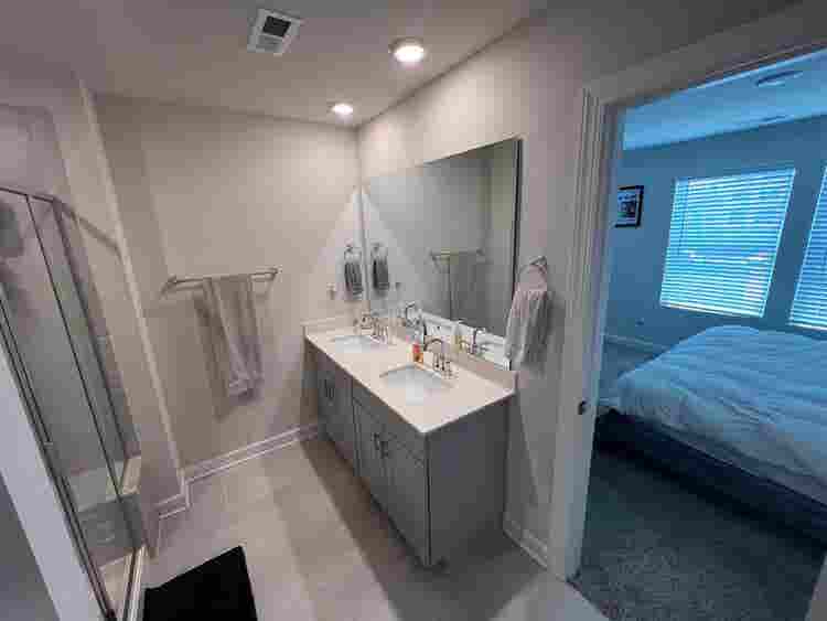 4 BR in Charlotte