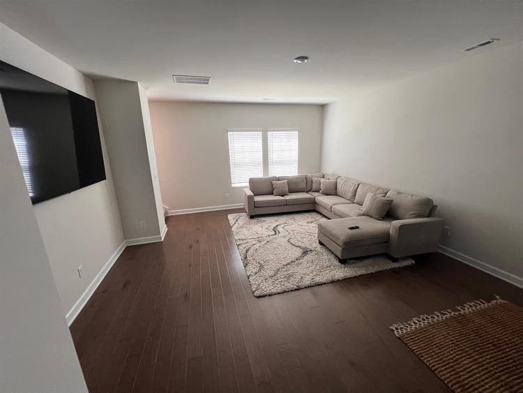 4 BR in Charlotte