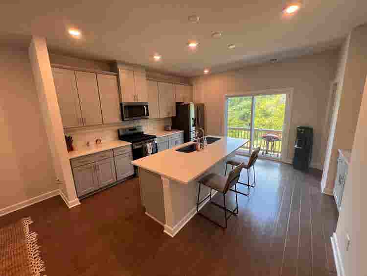 4 BR in Charlotte