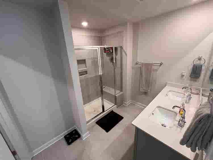 4 BR in Charlotte