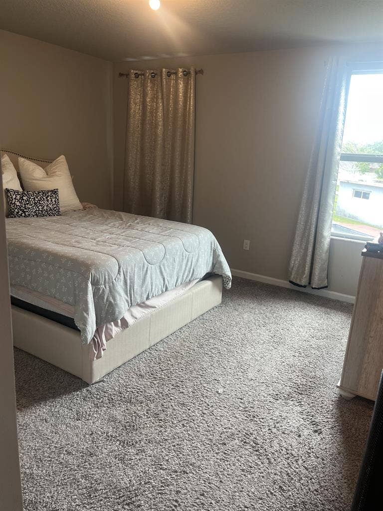 Master bedroom with insuit bathroom