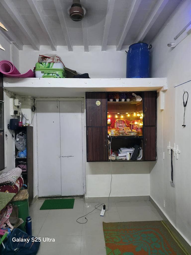 I NEED ROOMMATE IN MUMBAI CENTRAL