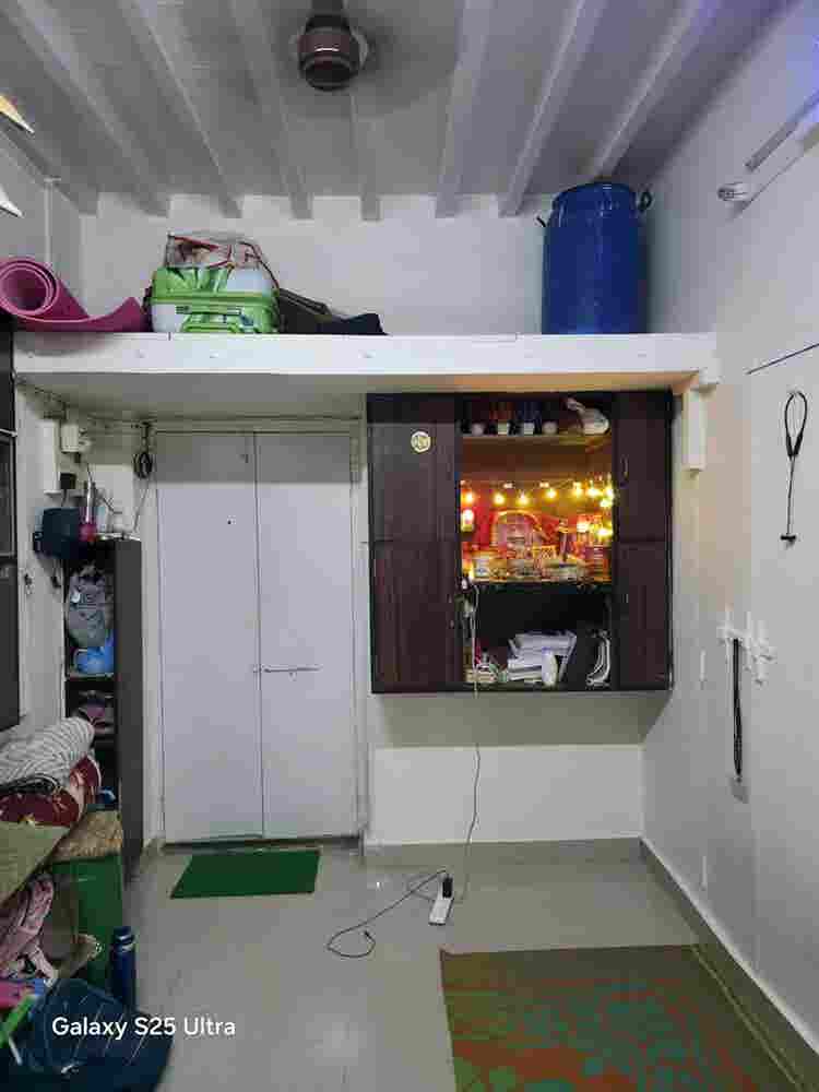 I NEED ROOMMATE IN MUMBAI CENTRAL