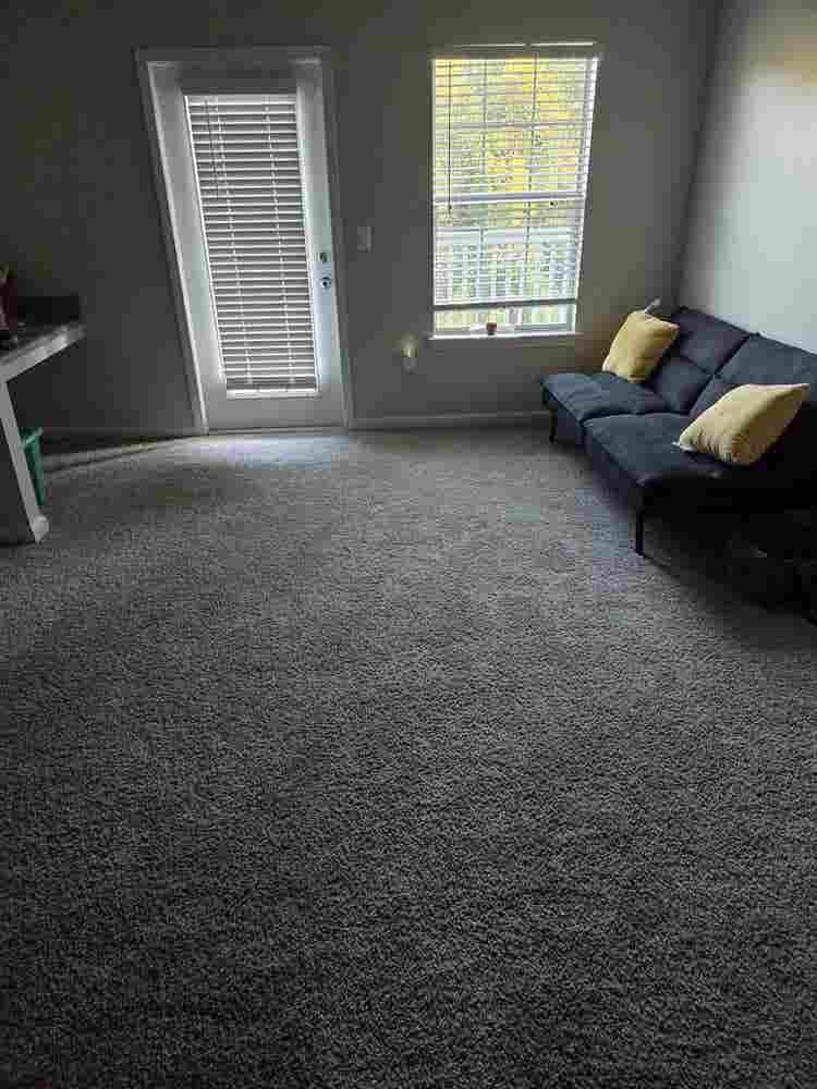 Room available for rent!!