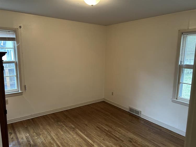 Looking for Roommate