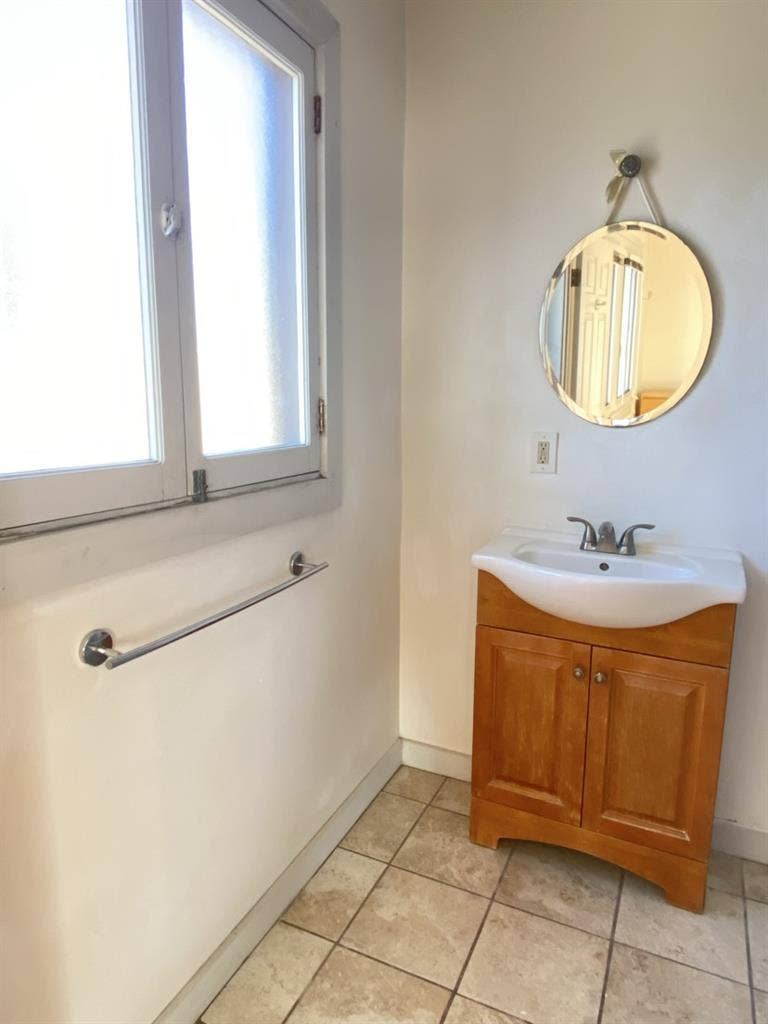 Private Room with Ensuite Bathroom